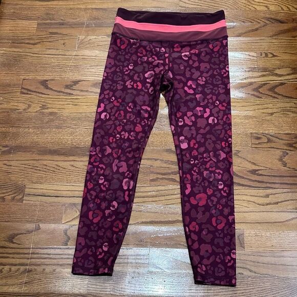 Athleta Abstract Elation 7/8 Tight - Picture 2 of 7